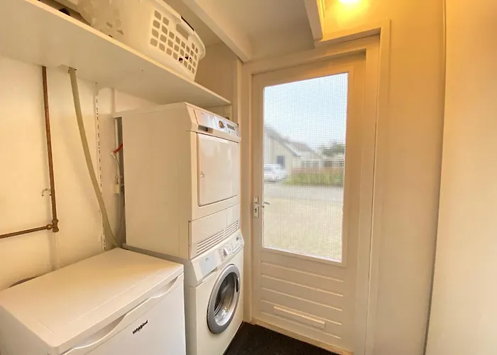 Дом отдыха Ooghduyne 246 *