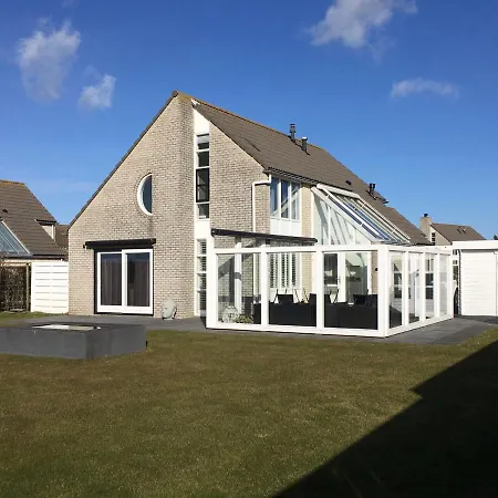 Ferienhaus Ooghduyne 246 *